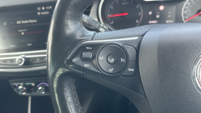 Vauxhall Crossland 1.2 Turbo Ultimate 5dr Petrol Hatchback